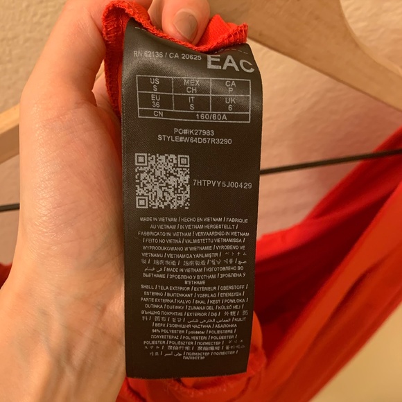 GUESS Red Split Open Sleeve Neck Straps Romper - Picture 6 of 6